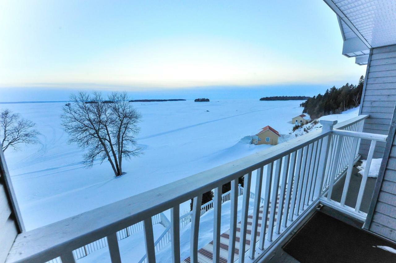 Auberge Des Iles Saint-Gédéon Buitenkant foto